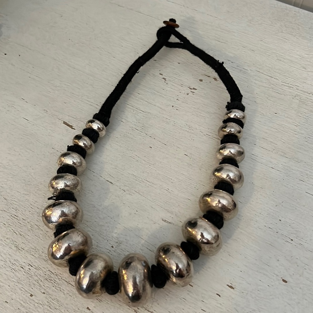 Large heavy Silver plated graduated bead hand knitted necklace boho 18”